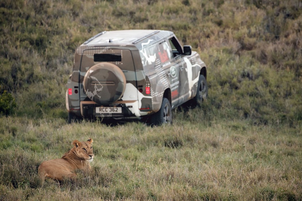 Land Rover Defender