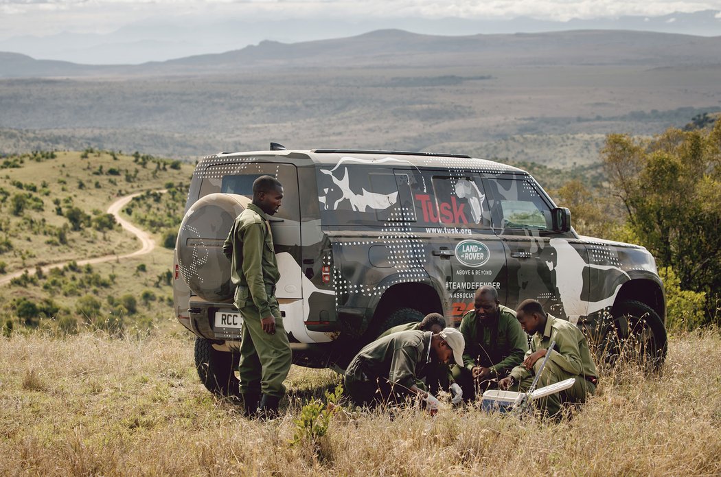 Land Rover Defender