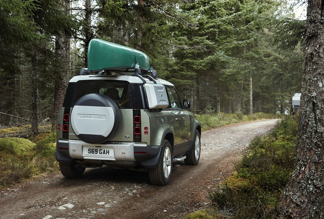 Land Rover Defender