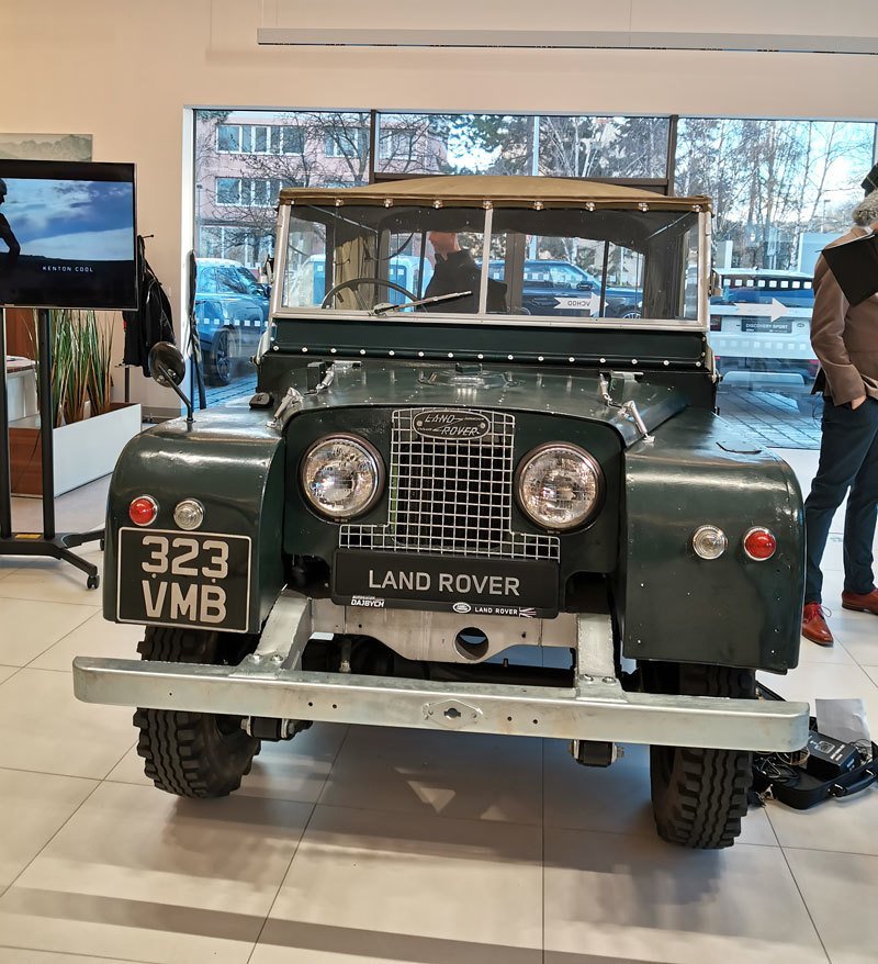 Land Rover Defender