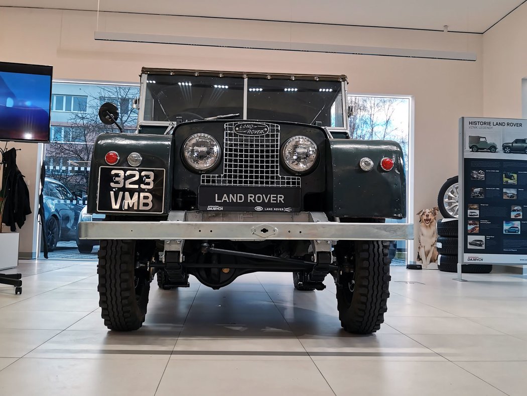 Land Rover Defender