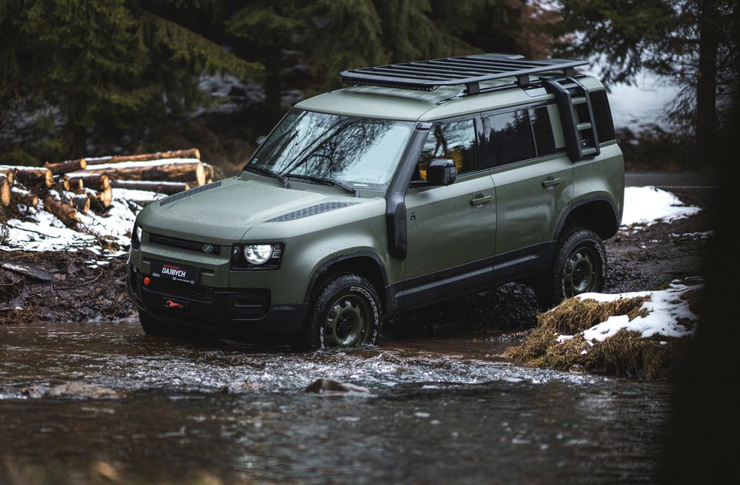 Land Rover Defender