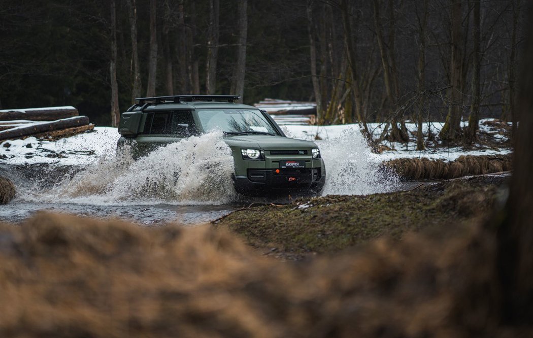 Land Rover Defender