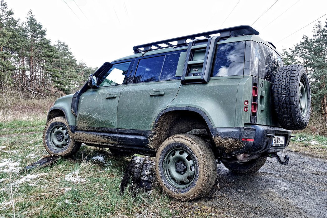 Land Rover Defender