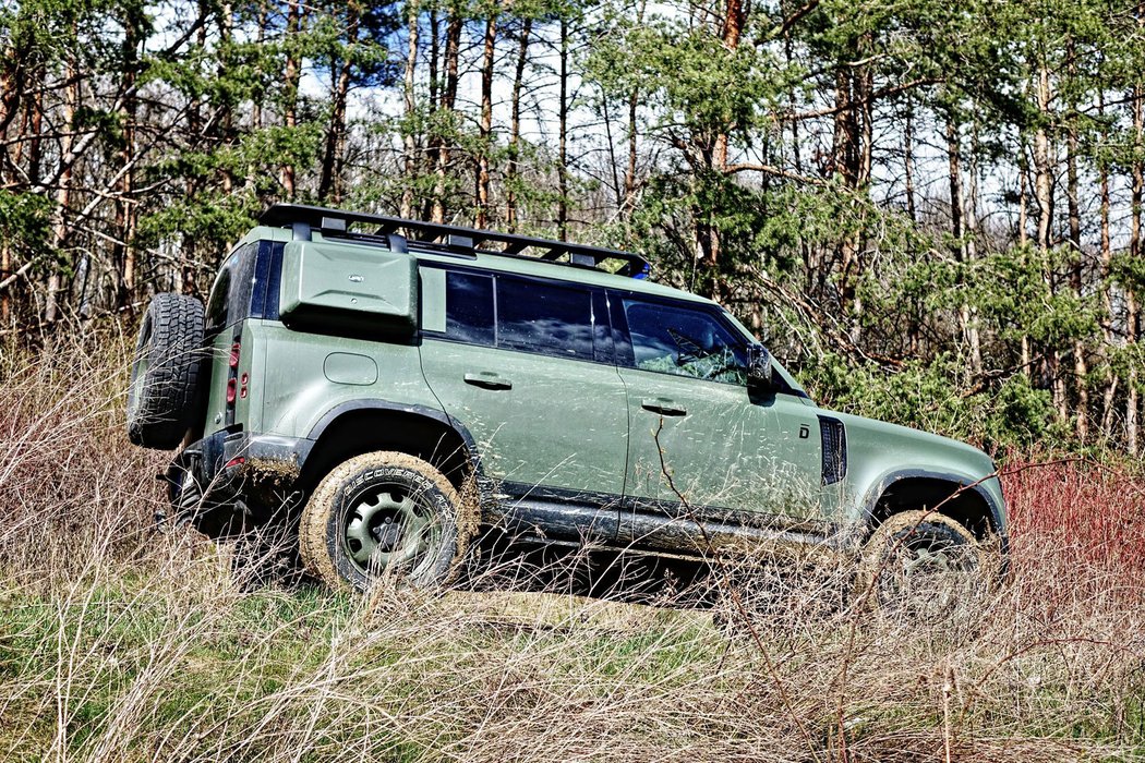 Land Rover Defender