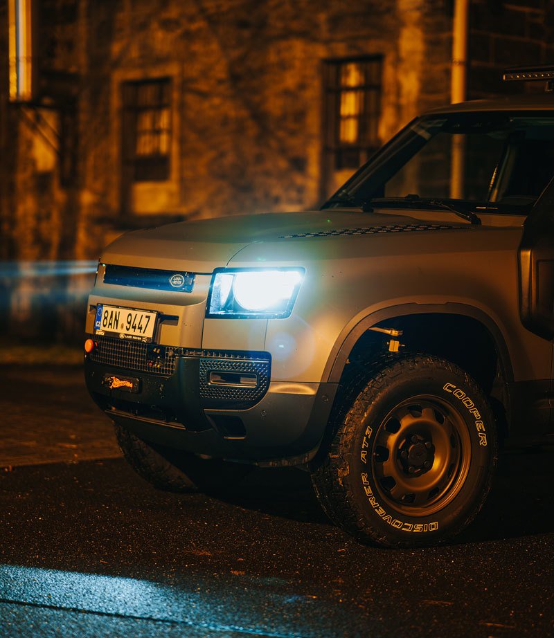 Land Rover Defender