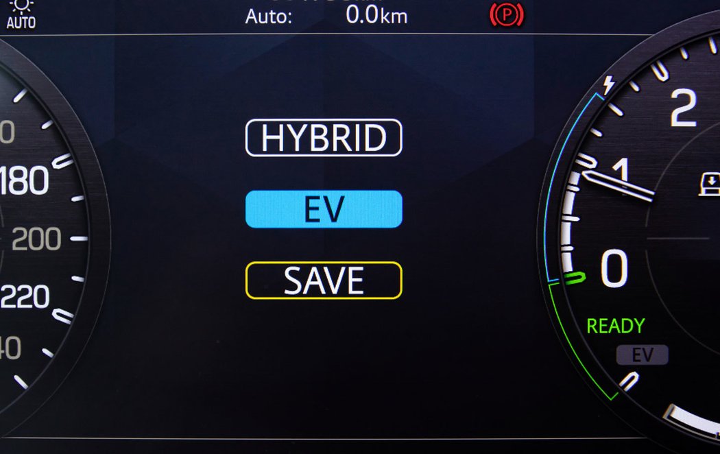 Land Rover Defender PHEV