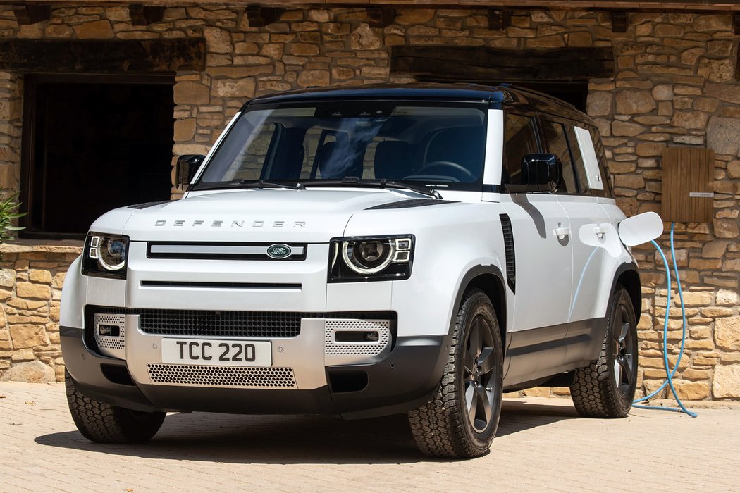 Land Rover Defender PHEV