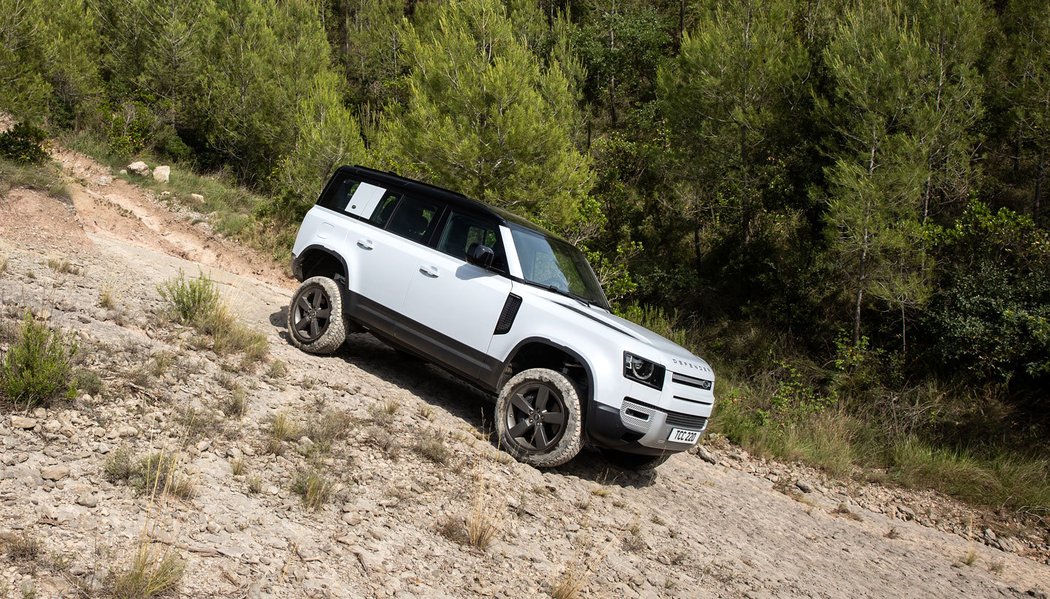 Land Rover Defender PHEV