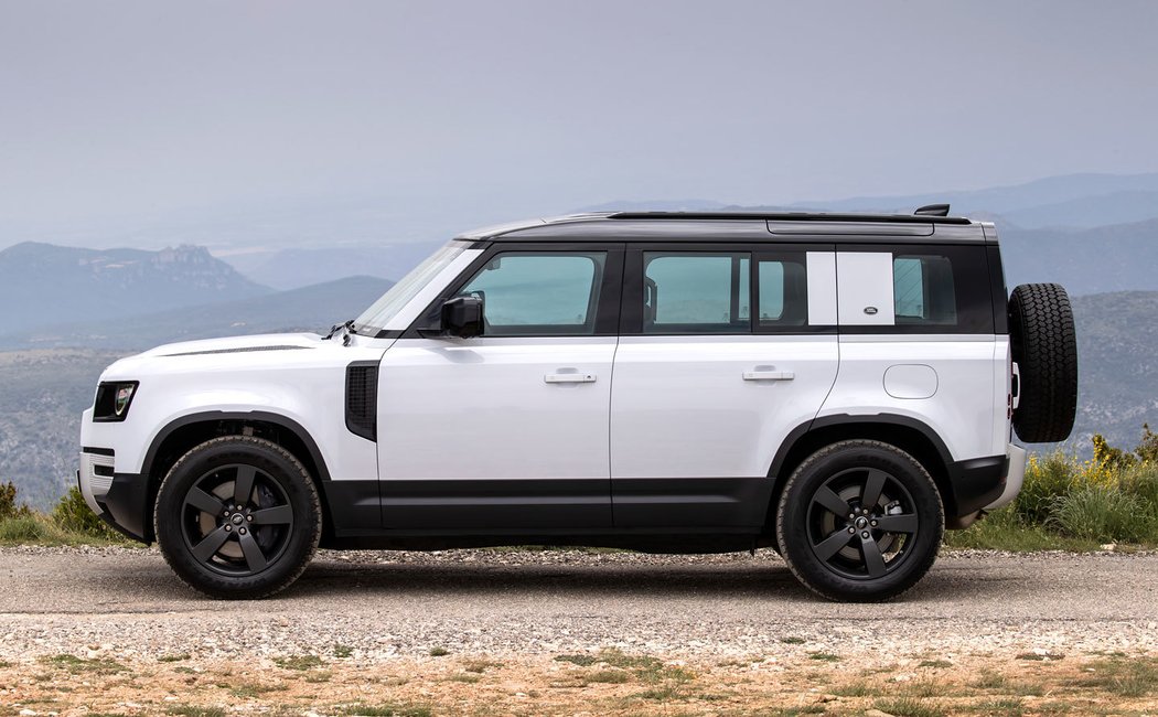 Land Rover Defender PHEV