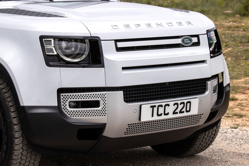 Land Rover Defender PHEV