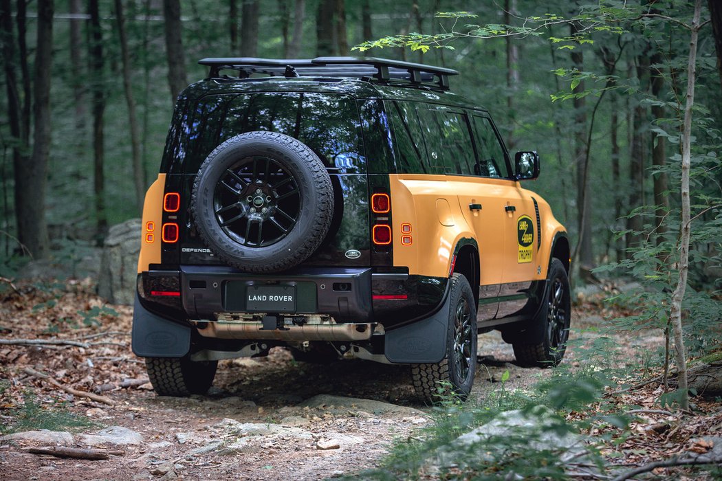 Land Rover Defender Trophy Edition