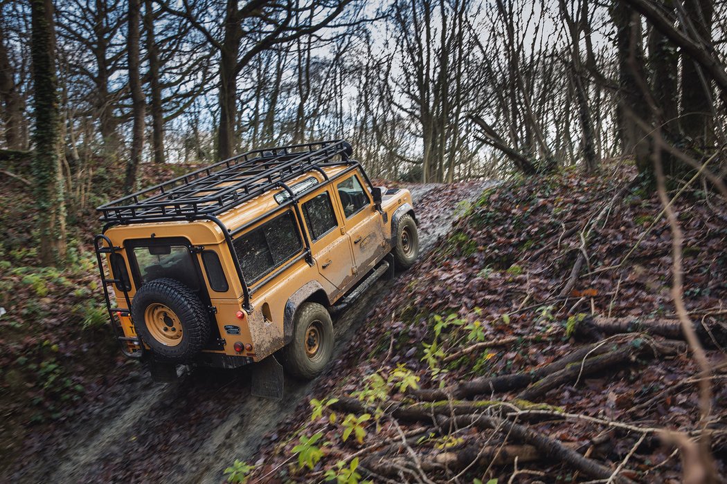 Land Rover Defender Works V8 Trophy