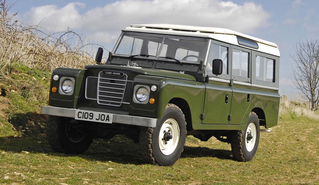 Land Rover Defender