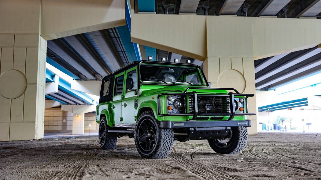 Project NAW - Land Rover Defender