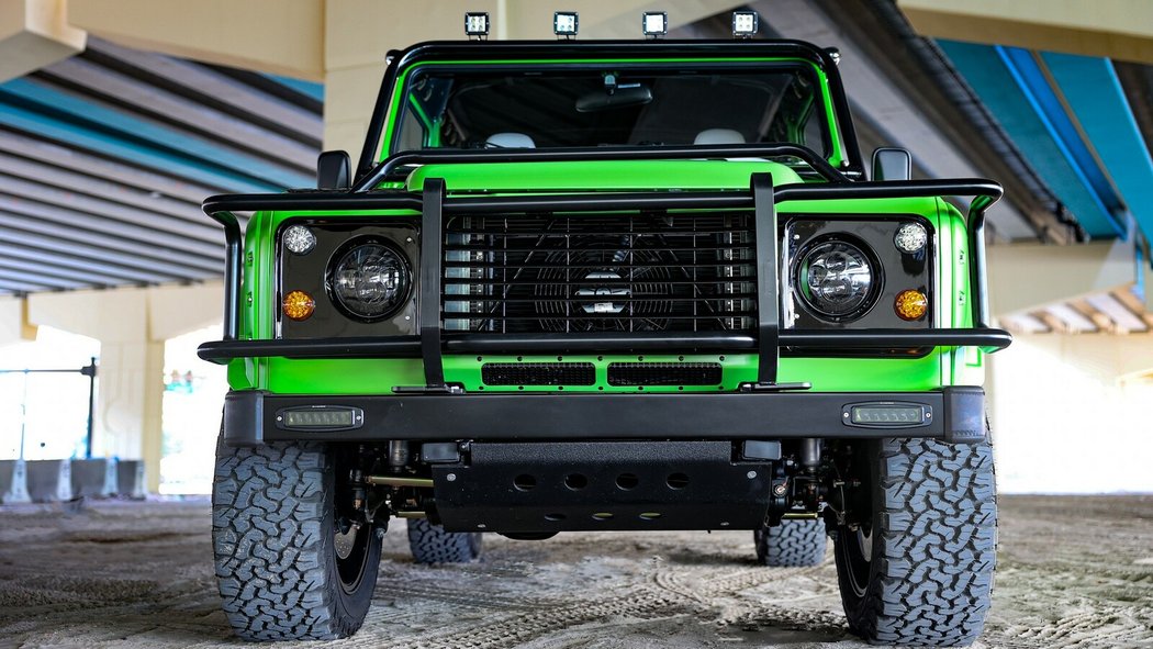 Project NAW - Land Rover Defender