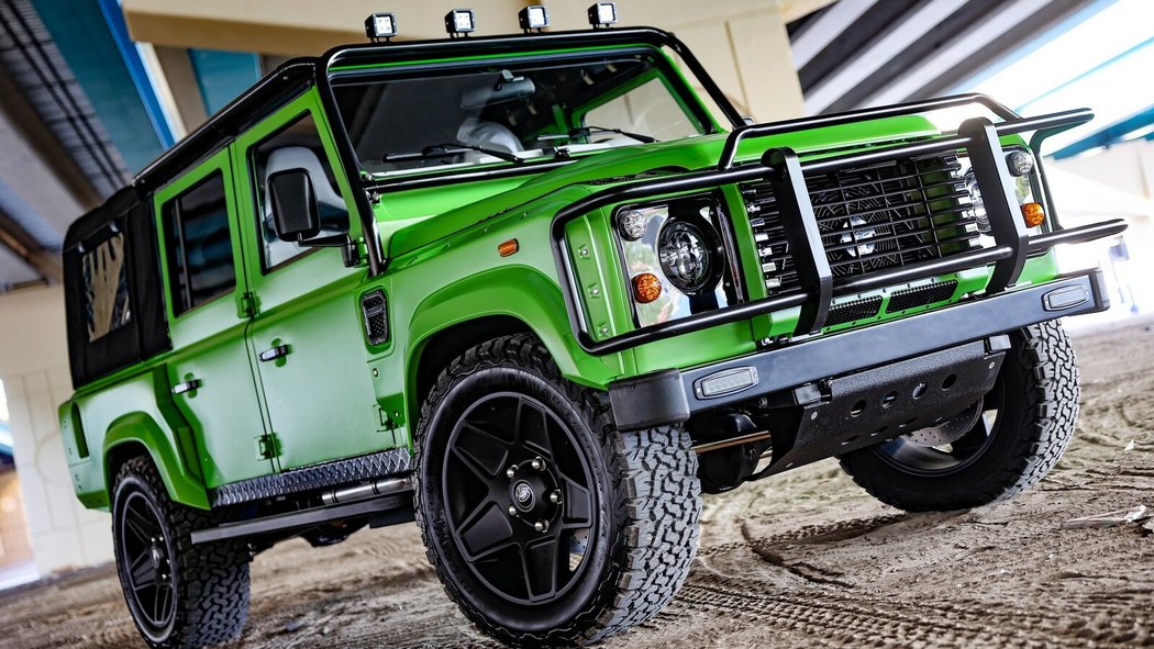 Project NAW - Land Rover Defender