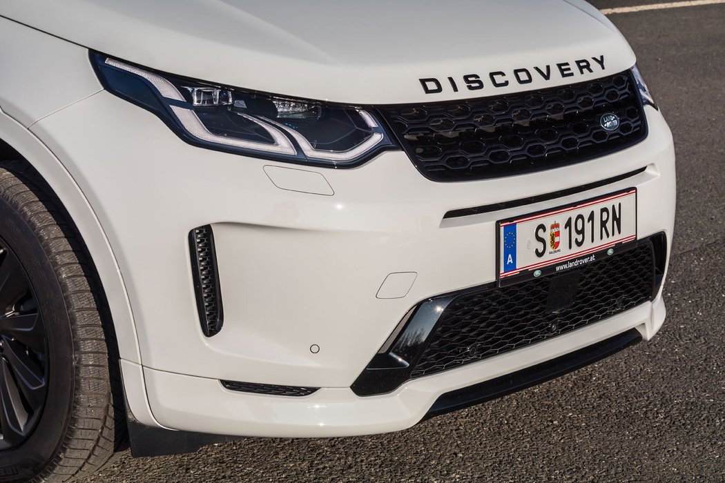 Land Rover Discovery Sport D180 R-Dynamic S