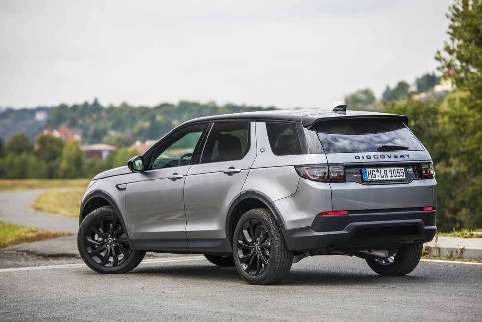 Land Rover Discovery Sport P200 AWD HSE 5+2: Britský originální přístup  