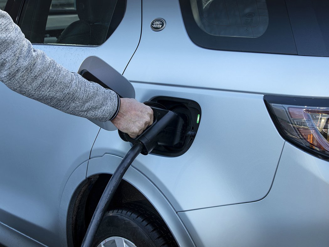 Land Rover Discovery Sport PHEV