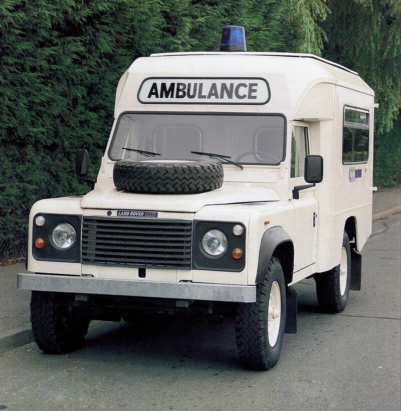 Land Rover 110 Ambulance (1983–1990)