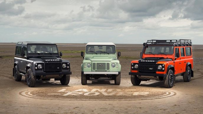 Land Rover představil tři nové edice Defenderu