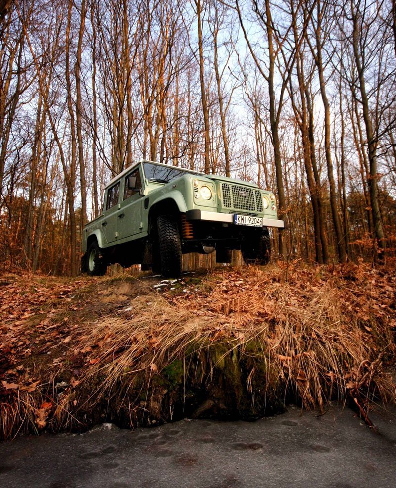 Land Rover Defender