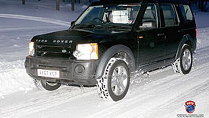 Spy Photos: Land Rover Discovery - první facelift třetí generace Spy Photos: Land Rover Discovery - první facelift třetí generace