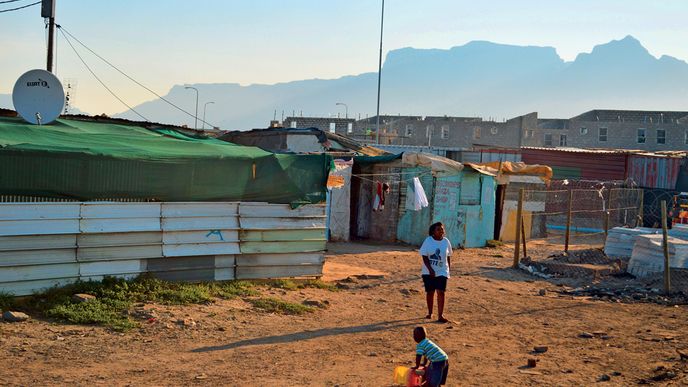 Slum Langa na okraji Kapského Města