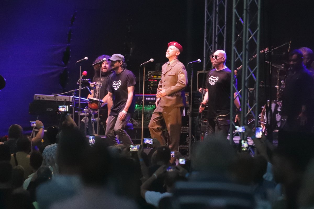 Mejdan a koncert po svatbě Langmajera a Gondíkové