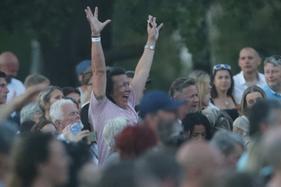 Richard Genzer: Mejdan a koncert po svatbě Langmajera a Gondíkové