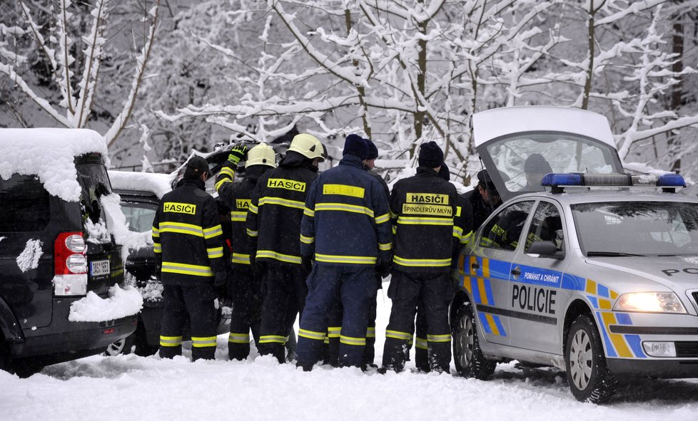 Okolnosti pádu lanovky se vyšetřují