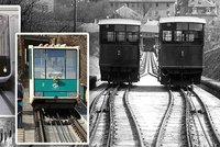 Petřínská lanovka slaví 135 let! Výročí bez cestujících, dělníci budují už její čtvrtou podobu