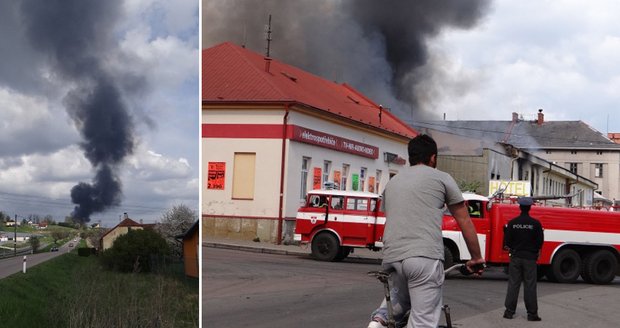 Továrnu v Lanškrouně zasáhl mohutný požár