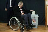 Zemanův poslední prezidentský hlas. V doprovodu Ivany podpořil Babiše, Kateřina chyběla