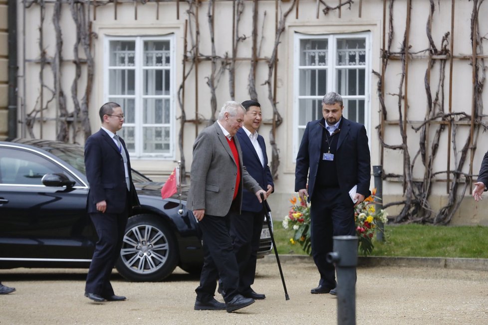 Čínský a český prezident na zámku v Lánech