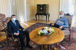 Premiér Andrej Babiš (ANO) v Lánech u prezidenta Miloše Zemana (5. 11. 2020)