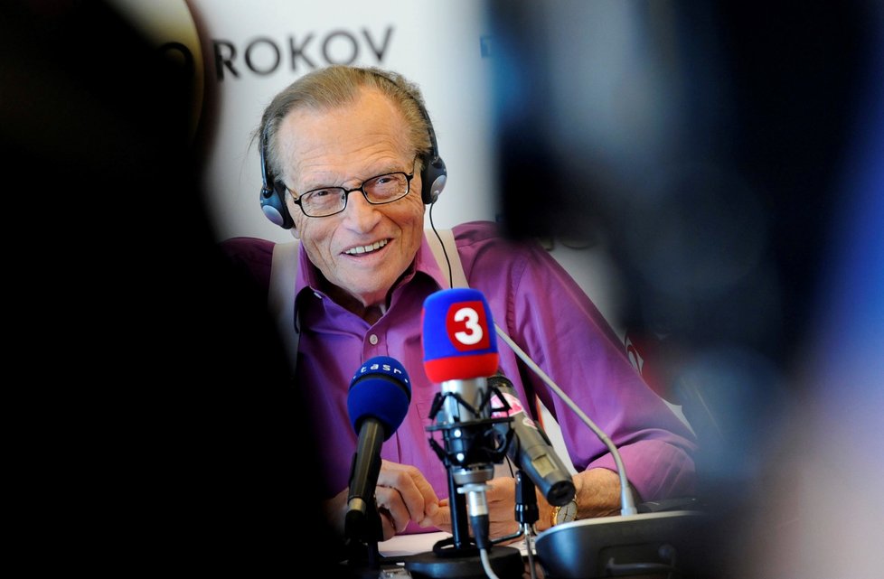 Odešel Larry King.