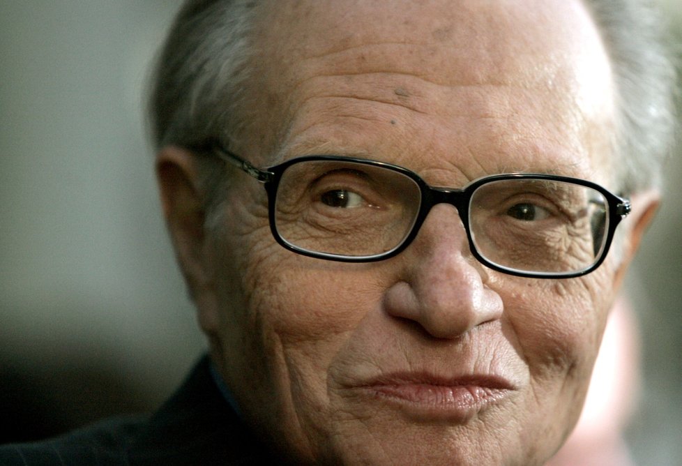 Odešel Larry King.