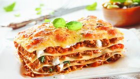 Blýskněte se italskou specialitou: Zkuste lasagne alla Bolognese 