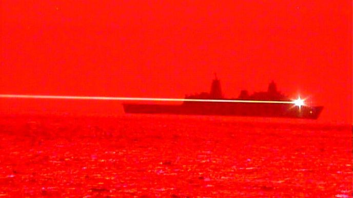 Laserový systém na lodi USS Portland