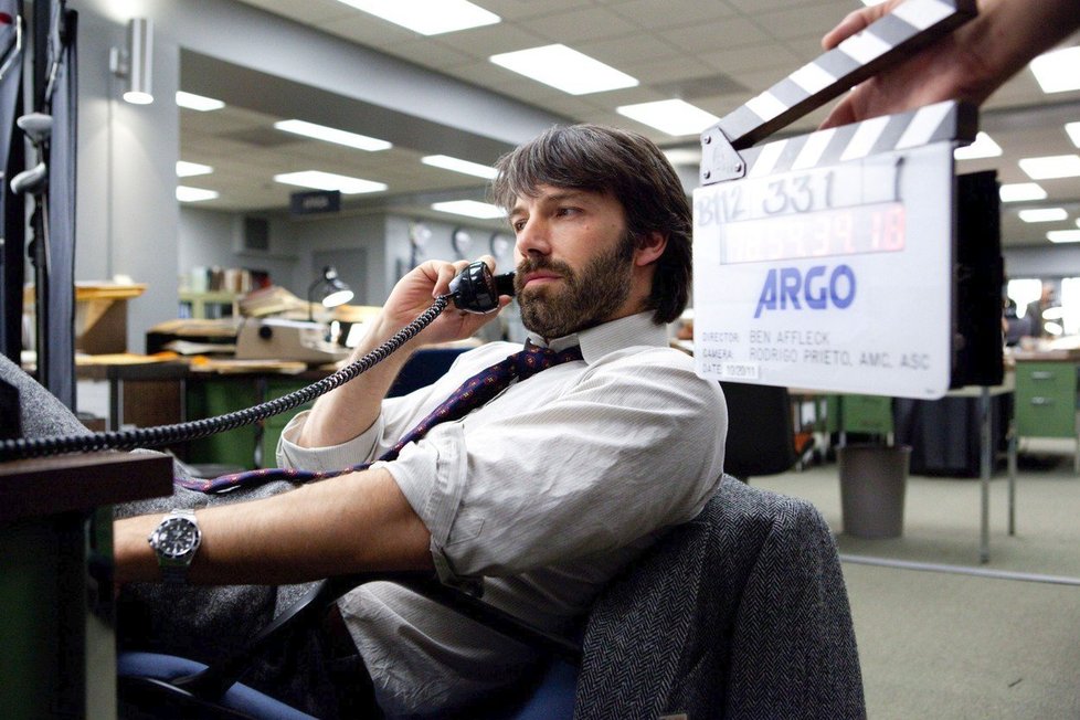 Film Argo znamenal pro Afflecka skutečnou slávu. Režíroval ho a film získal nejen Zlatý glóbus, ale i dva Oscary.