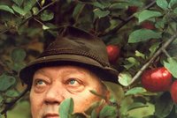 Skutečné životy: Spalovač mrtvol se narodil doslova za oponou! Rudolf Hrušínský si sám podepsal svůj ortel