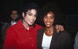 Dvě popové legendy - Whitney Houston a Michael Jackson. Oba zemřeli mladí.