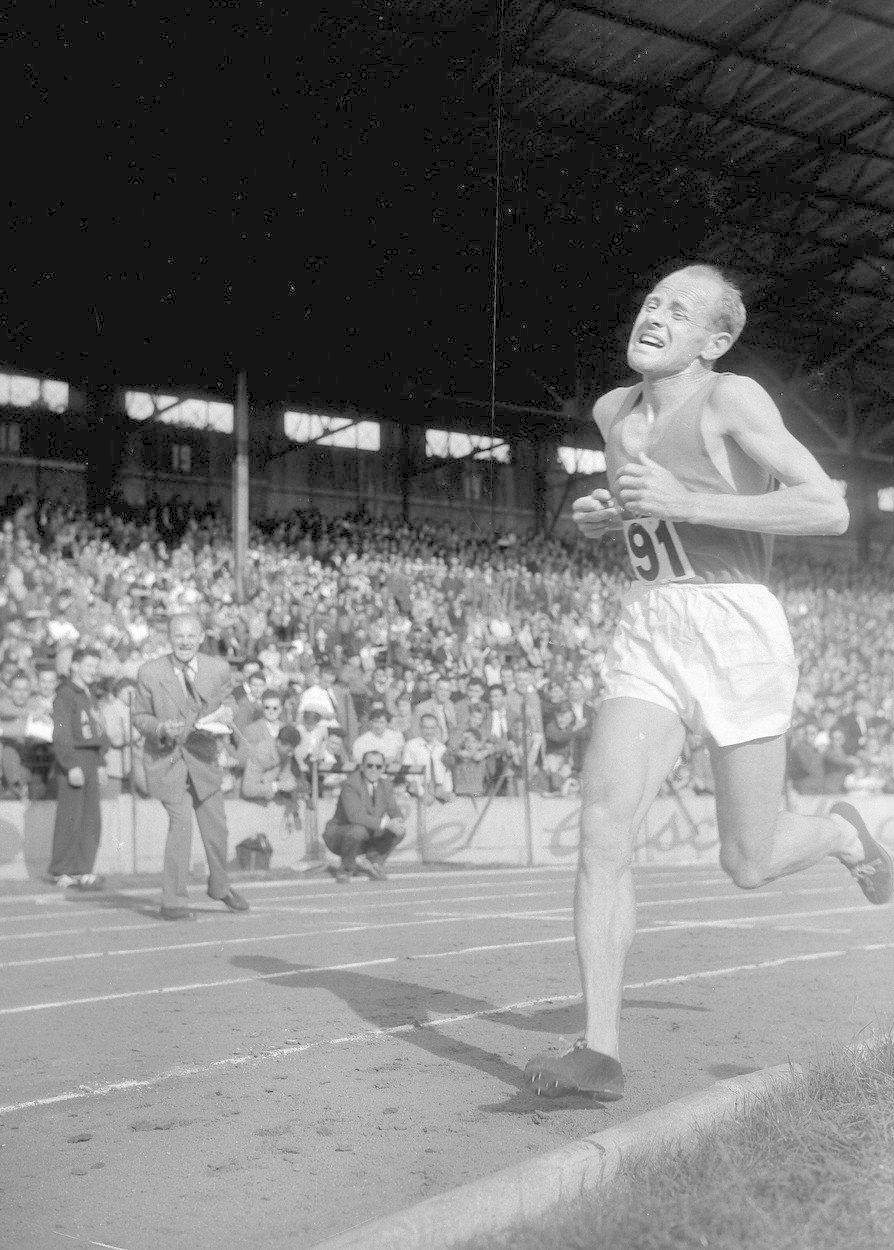 Emil Zátopek o sobě říkal: Nebylo mi dáno běžet a usmívat se.