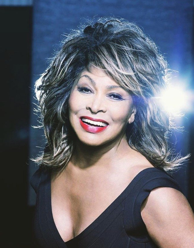 Tina Turner je nejúspěšnější rocková zpěvačka.