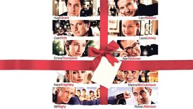 Film Láska nebeská je vánoční klasika a mnozí ho znají nazpaměť. Ale znáte životní osudy herců, kteří ve filmu zářili?