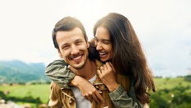 Velký horoskop lásky na duben: Kterým znamením hrozí velké hádky i rozchod a která prožijí velkou vášeň?