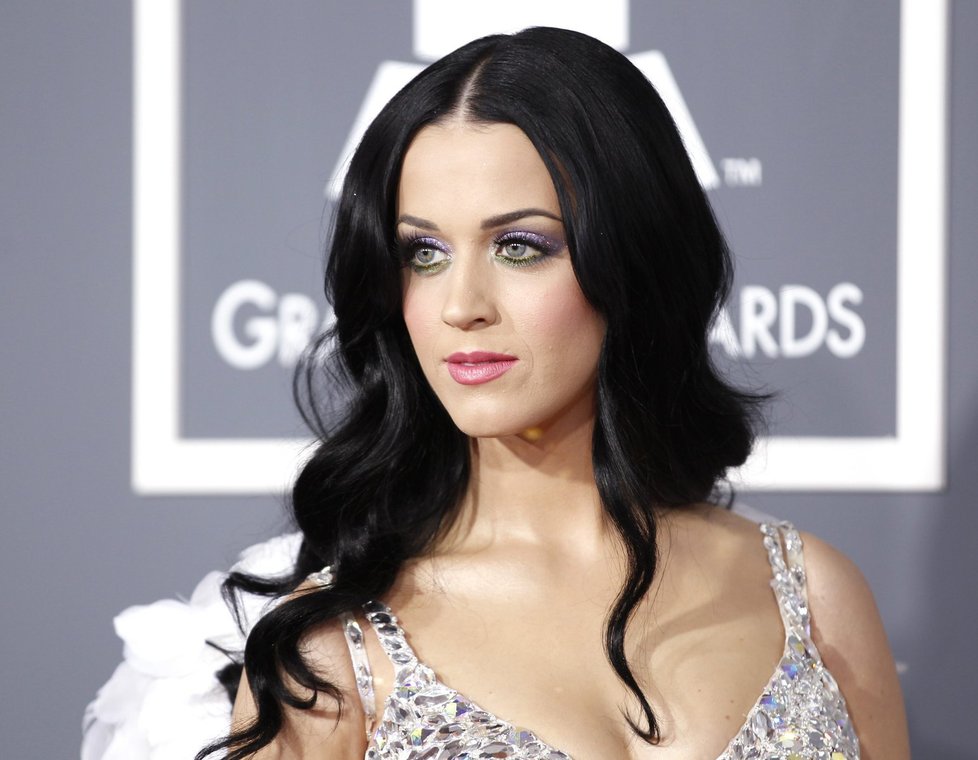 Katy Perry tvrdí, že před více než 10 lety byla na rande s Mickem Jaggerem.