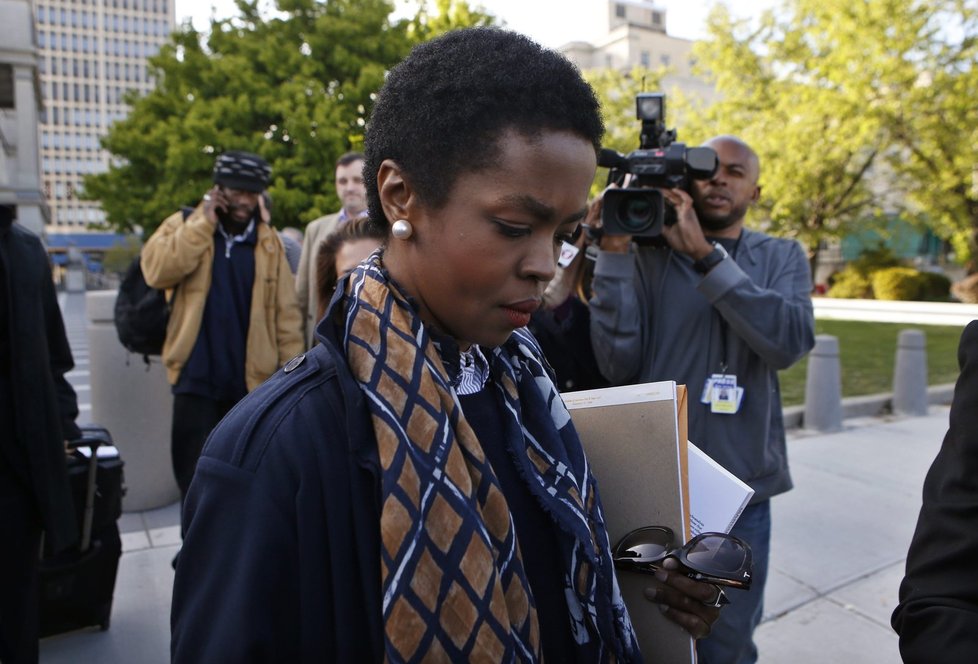 Lauryn Hill si po třech měsících natvrdo odpyká ještě roční podmínku.